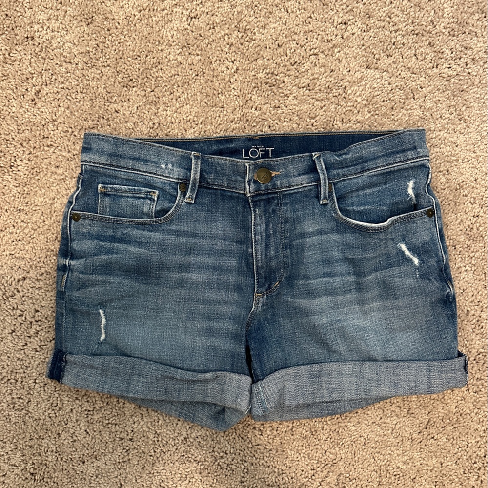Jean shorts with rolled cuff
